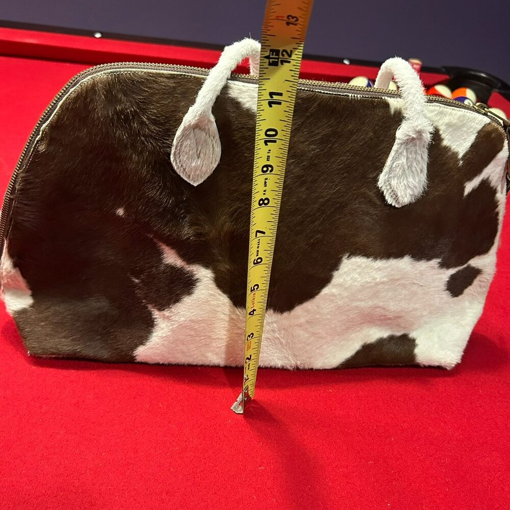 Custom Made Cowhide Zip Tote Bag ✨ Brown & White - Picture 9 of 11